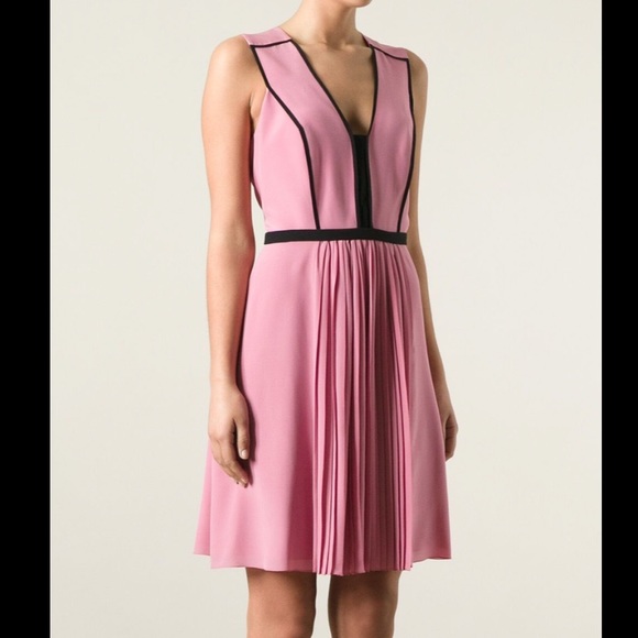 Victoria Beckham Dresses & Skirts - Victoria Beckham contrast trim pleated dress Sz4